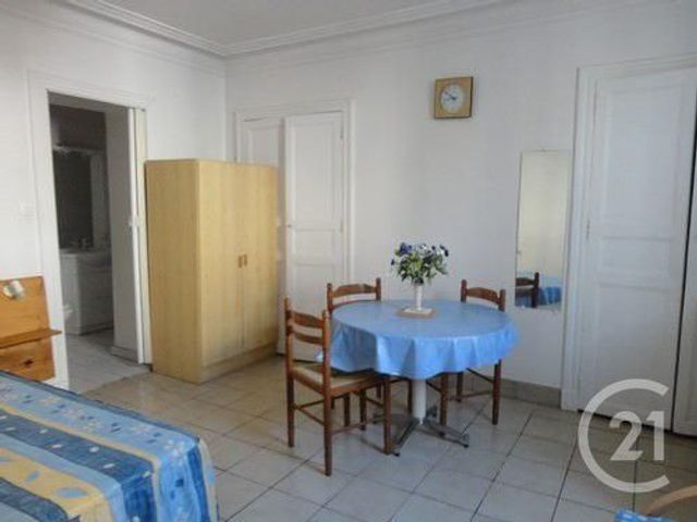 Afficher la photo en grand immeuble à vendre - 312.52 m2 - DAX - 40 - AQUITAINE - Century 21 Glockner