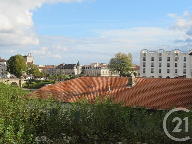 Afficher la photo en grand Appartement F6 à vendre - 6 pièces - 140.0 m2 - DAX - 40 - AQUITAINE - Century 21 Glockner