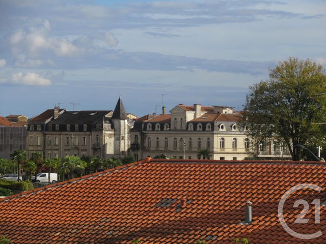 Afficher la photo en grand Appartement F6 à vendre - 6 pièces - 140.0 m2 - DAX - 40 - AQUITAINE - Century 21 Glockner