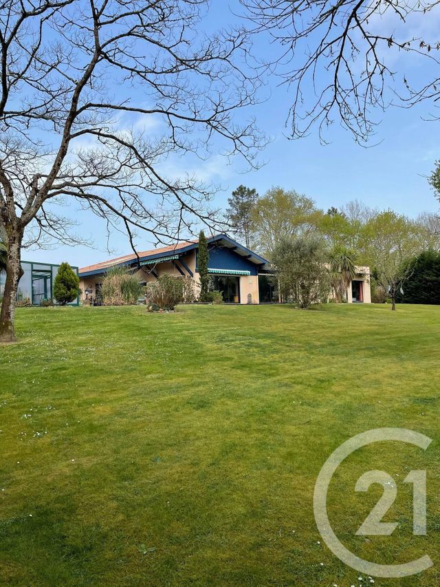 Afficher la photo en grand maison à vendre - 7 pièces - 272.16 m2 - RIVIERE SAAS ET GOURBY - 40 - AQUITAINE - Century 21 Glockner