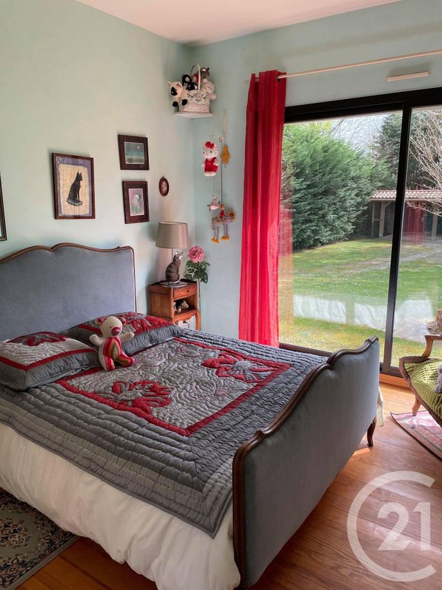 Afficher la photo en grand maison à vendre - 7 pièces - 272.16 m2 - RIVIERE SAAS ET GOURBY - 40 - AQUITAINE - Century 21 Glockner