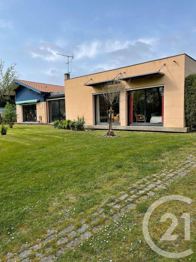 Afficher la photo en grand maison à vendre - 7 pièces - 272.16 m2 - RIVIERE SAAS ET GOURBY - 40 - AQUITAINE - Century 21 Glockner