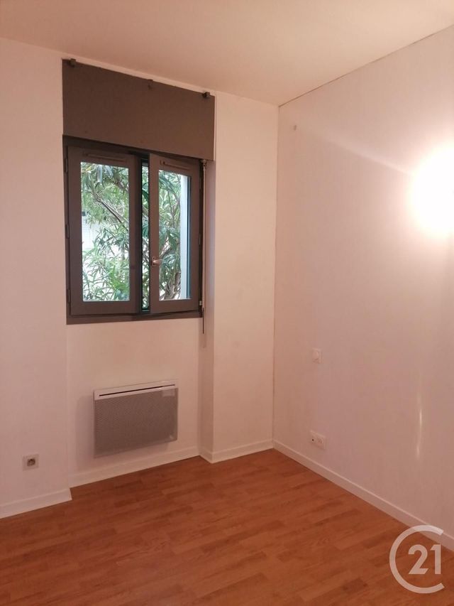 Appartement F2 à louer - 2 pièces - 26.29 m2 - DAX - 40 - AQUITAINE - Century 21 Glockner Appartement F2 à louer - 2 pièces - 26.29 m2 - DAX - 40 - AQUITAINE - Century 21 Glockner
