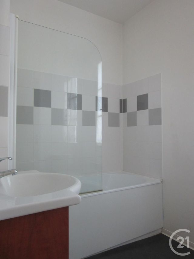 Appartement F3 à louer - 3 pièces - 59.73 m2 - TARTAS - 40 - AQUITAINE - Century 21 Glockner Appartement F3 à louer - 3 pièces - 59.73 m2 - TARTAS - 40 - AQUITAINE - Century 21 Glockner