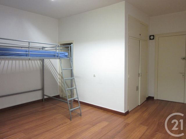 Afficher la photo en grand Appartement F1 à louer - 1 pièce - 29.1 m2 - DAX - 40 - AQUITAINE - Century 21 Glockner