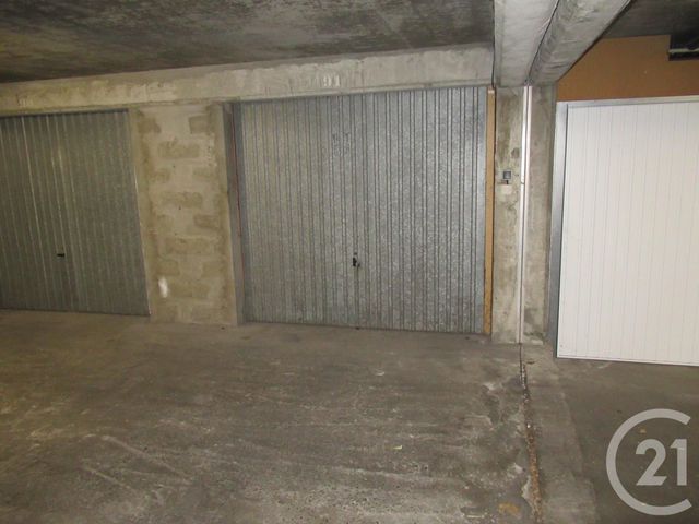 Afficher la photo en grand parking à vendre - 12.0 m2 - 40 - AQUITAINE - Century 21 Glockner
