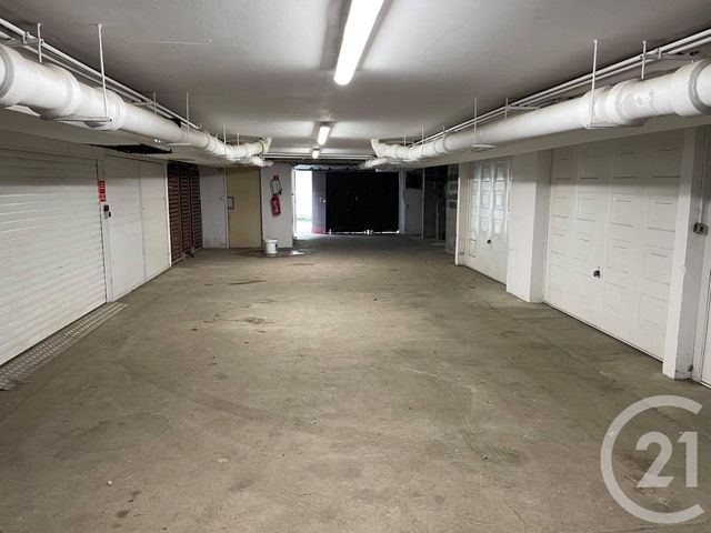 Afficher la photo en grand parking à vendre - 14.0 m2 - DAX - 40 - AQUITAINE - Century 21 Glockner