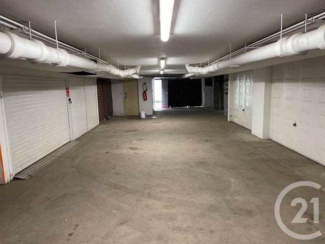 Afficher la photo en grand parking à vendre - 14.0 m2 - DAX - 40 - AQUITAINE - Century 21 Glockner