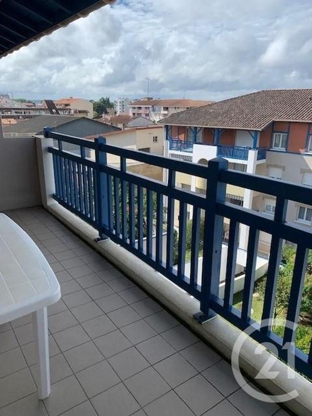 Afficher la photo en grand Appartement F2 à vendre - 2 pièces - 47.96 m2 - DAX - 40 - AQUITAINE - Century 21 Glockner