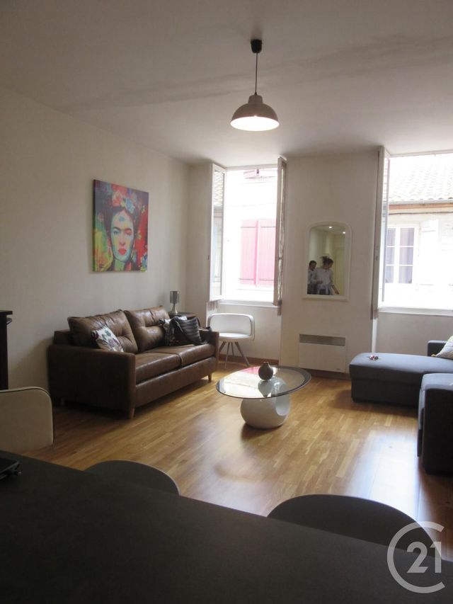 Afficher la photo en grand Appartement T1 à louer - 1 pièce - 37.47 m2 - DAX - 40 - AQUITAINE - Century 21 Glockner