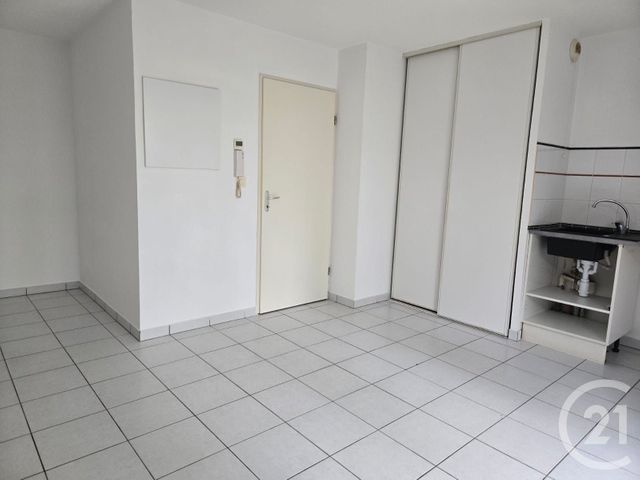 Appartement T1 à vendre - 1 pièce - 24.27 m2 - ST PAUL LES DAX - 40 - AQUITAINE - Century 21 Glockner