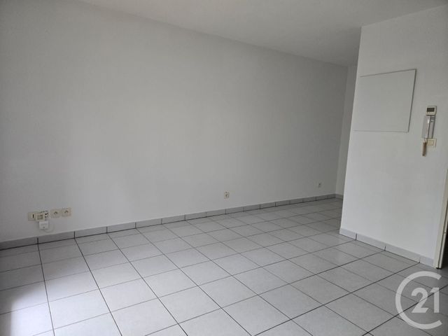 Appartement T1 à vendre - 1 pièce - 24.27 m2 - ST PAUL LES DAX - 40 - AQUITAINE - Century 21 Glockner
