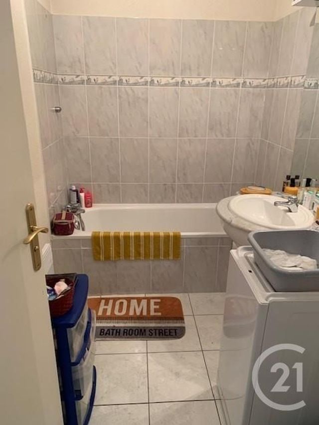 Appartement F2 à vendre - 2 pièces - 47.79 m2 - DAX - 40 - AQUITAINE - Century 21 Glockner
