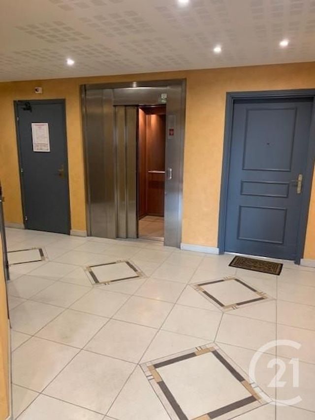 Appartement F2 à vendre - 2 pièces - 47.79 m2 - DAX - 40 - AQUITAINE - Century 21 Glockner