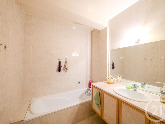 Appartement F8 à vendre - 8 pièces - 206.7 m2 - DAX - 40 - AQUITAINE - Century 21 Glockner