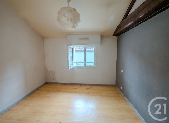 Appartement F4 à vendre - 4 pièces - 83.0 m2 - HAGETMAU - 40 - AQUITAINE - Century 21 Glockner