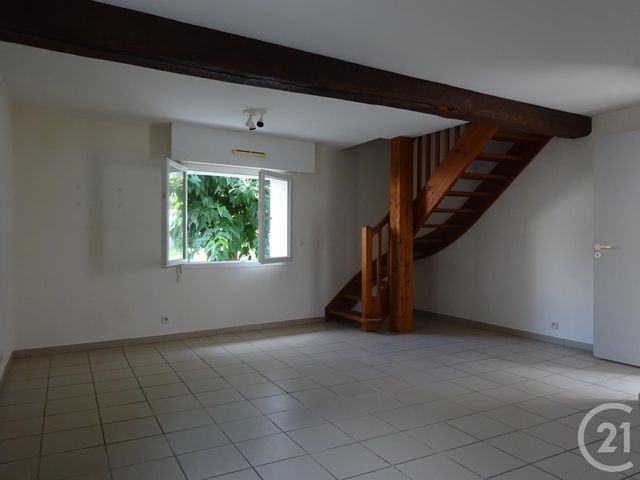 Appartement F4 à vendre - 4 pièces - 84.1 m2 - HAGETMAU - 40 - AQUITAINE - Century 21 Glockner