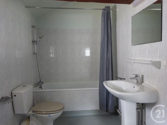 Appartement F4 à vendre - 4 pièces - 84.1 m2 - HAGETMAU - 40 - AQUITAINE - Century 21 Glockner