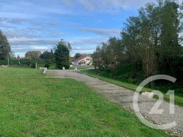 Afficher la photo en grand terrain à vendre - 911.0 m2 - OEYRELUY - 40 - AQUITAINE - Century 21 Glockner