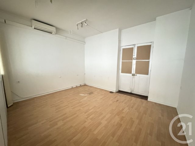 Afficher la photo en grand Appartement Local à louer - 1 pièce - 41.0 m2 - DAX - 40 - AQUITAINE - Century 21 Glockner