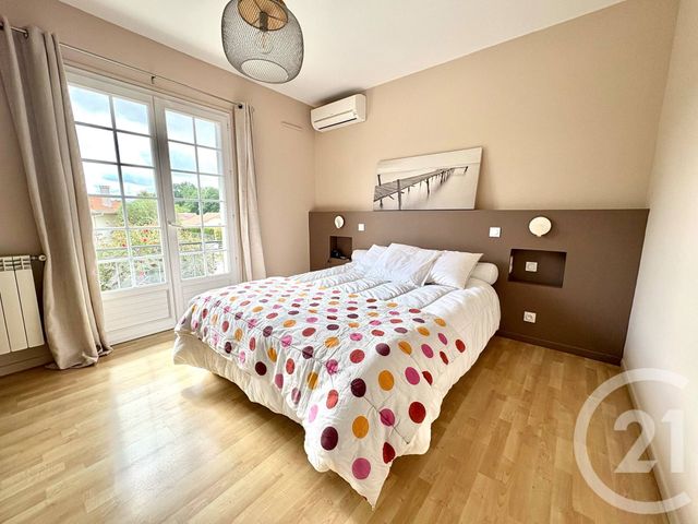Afficher la photo en grand maison à vendre - 4 pièces - 124.63 m2 - HEUGAS - 40 - AQUITAINE - Century 21 Glockner
