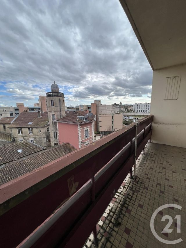 Appartement Studio à louer - 1 pièce - 27.99 m2 - DAX - 40 - AQUITAINE - Century 21 Glockner