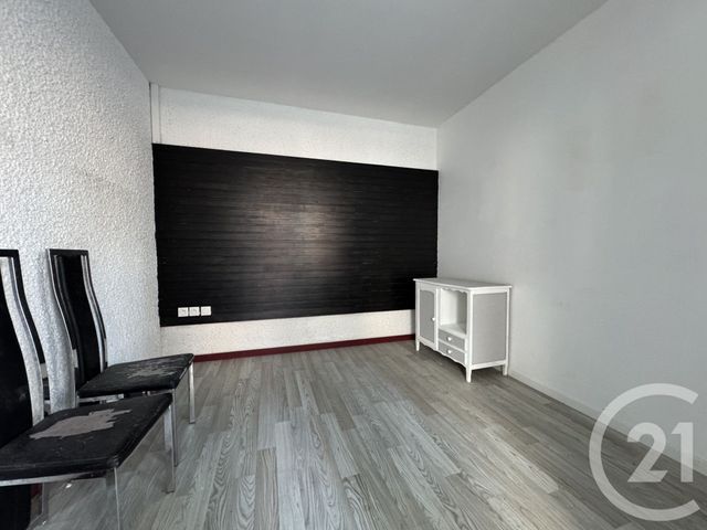 Appartement Local à louer - 2 pièces - 39.0 m2 - DAX - 40 - AQUITAINE - Century 21 Glockner