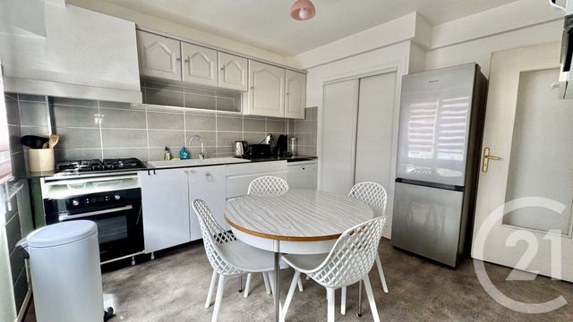 Appartement F3 à louer - 3 pièces - 78.51 m2 - DAX - 40 - AQUITAINE - Century 21 Glockner