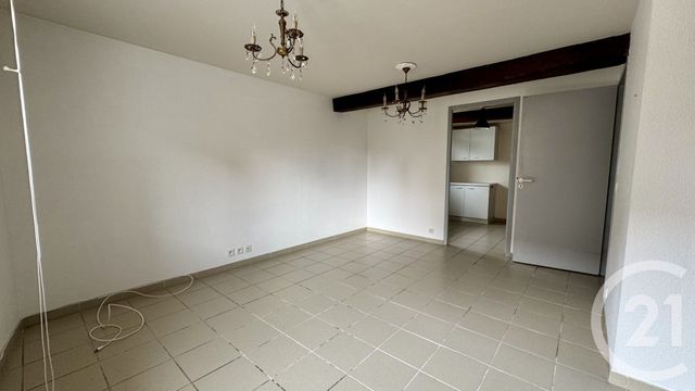 Appartement F3 à louer - 3 pièces - 64.7 m2 - HAGETMAU - 40 - AQUITAINE - Century 21 Glockner