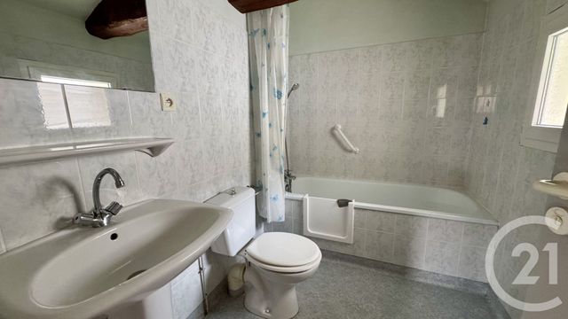 Appartement F3 à louer - 3 pièces - 64.7 m2 - HAGETMAU - 40 - AQUITAINE - Century 21 Glockner