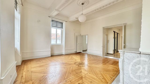 Appartement F3 à louer - 3 pièces - 120.56 m2 - DAX - 40 - AQUITAINE - Century 21 Glockner