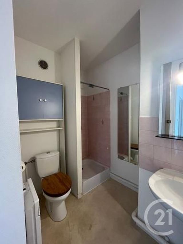 Afficher la photo en grand Appartement T1 à louer - 1 pièce - 35.06 m2 - 40 - AQUITAINE - Century 21 Glockner