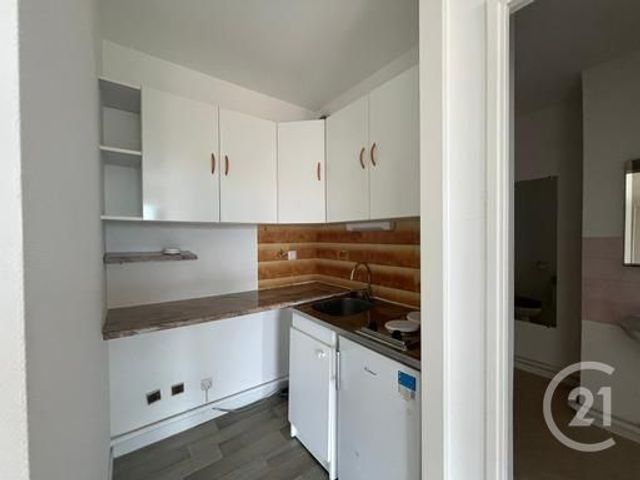 Afficher la photo en grand Appartement T1 à louer - 1 pièce - 35.06 m2 - 40 - AQUITAINE - Century 21 Glockner