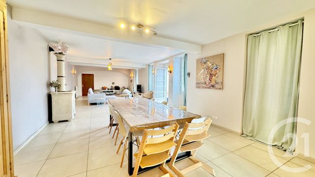 maison à louer - 7 pièces - 221.75 m2 - POYARTIN - 40 - AQUITAINE - Century 21 Glockner