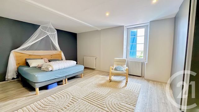 maison à louer - 7 pièces - 221.75 m2 - POYARTIN - 40 - AQUITAINE - Century 21 Glockner