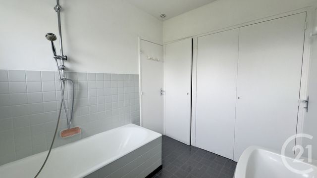 Appartement F3 à louer - 3 pièces - 73.13 m2 - ST PAUL LES DAX - 40 - AQUITAINE - Century 21 Glockner