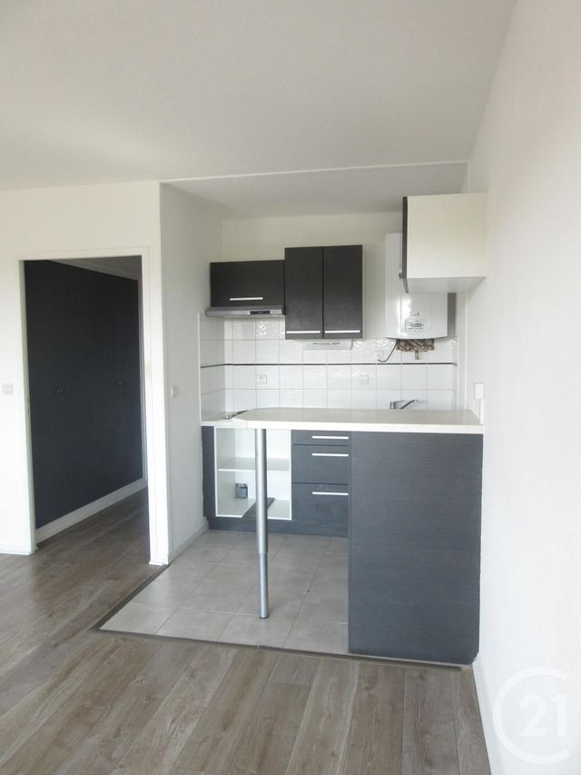 Appartement Studio à louer - 1 pièce - 28.51 m2 - DAX - 40 - AQUITAINE - Century 21 Glockner