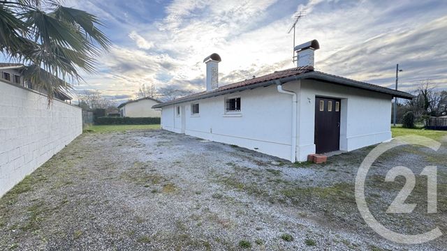 maison à vendre - 5 pièces - 80.0 m2 - ST GEOURS DE MAREMNE - 40 - AQUITAINE - Century 21 Glockner