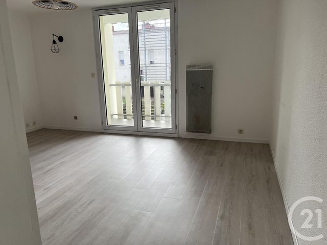 Appartement Studio à louer - 1 pièce - 24.21 m2 - DAX - 40 - AQUITAINE - Century 21 Glockner
