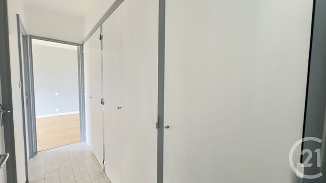 Appartement T2 à louer - 2 pièces - 55.71 m2 - ST PAUL LES DAX - 40 - AQUITAINE - Century 21 Glockner