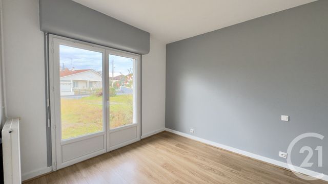 Appartement T2 à louer - 2 pièces - 55.71 m2 - ST PAUL LES DAX - 40 - AQUITAINE - Century 21 Glockner