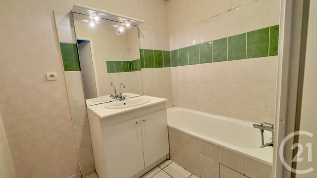 Appartement F2 à louer - 2 pièces - 47.26 m2 - ST PAUL LES DAX - 40 - AQUITAINE - Century 21 Glockner