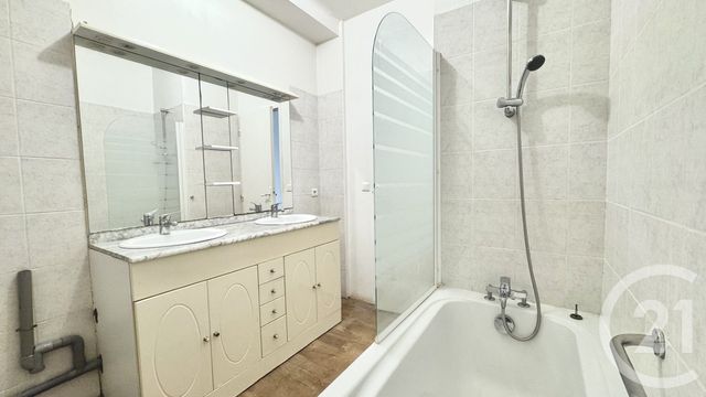 Appartement F3 à louer - 3 pièces - 51.81 m2 - DAX - 40 - AQUITAINE - Century 21 Glockner