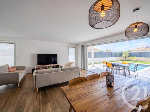 maison à vendre - 7 pièces - 156.6 m2 - ST GEOURS DE MAREMNE - 40 - AQUITAINE - Century 21 Glockner