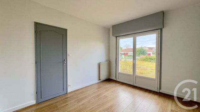 Appartement T2 à louer - 2 pièces - 55.71 m2 - ST PAUL LES DAX - 40 - AQUITAINE - Century 21 Glockner