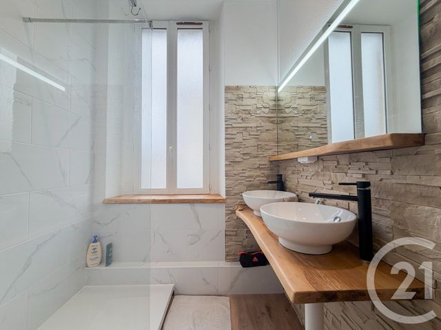 Appartement F5 à vendre - 5 pièces - 110.21 m2 - DAX - 40 - AQUITAINE - Century 21 Glockner