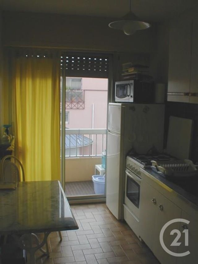 Appartement F1 à vendre - 1 pièce - 37.0 m2 - DAX - 40 - AQUITAINE - Century 21 Glockner