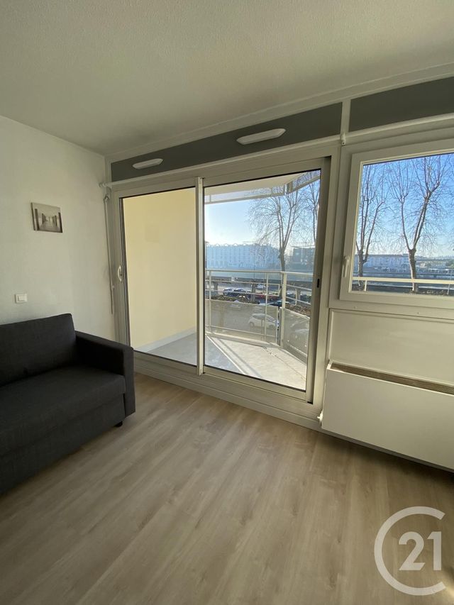 Appartement Studio à louer - 1 pièce - 24.72 m2 - DAX - 40 - AQUITAINE - Century 21 Glockner
