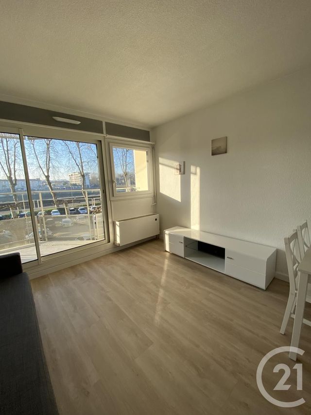 Appartement Studio à louer - 1 pièce - 24.72 m2 - DAX - 40 - AQUITAINE - Century 21 Glockner