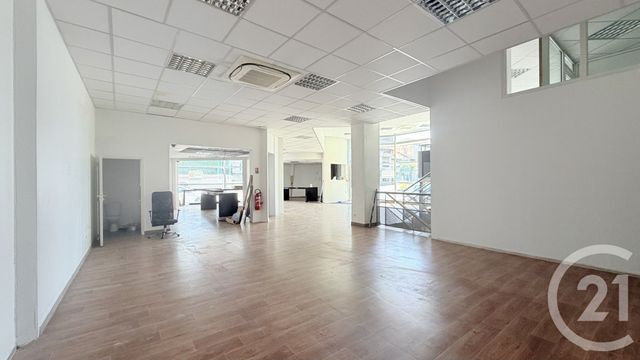 maison à louer - 5 pièces - 316.0 m2 - DAX - 40 - AQUITAINE - Century 21 Glockner